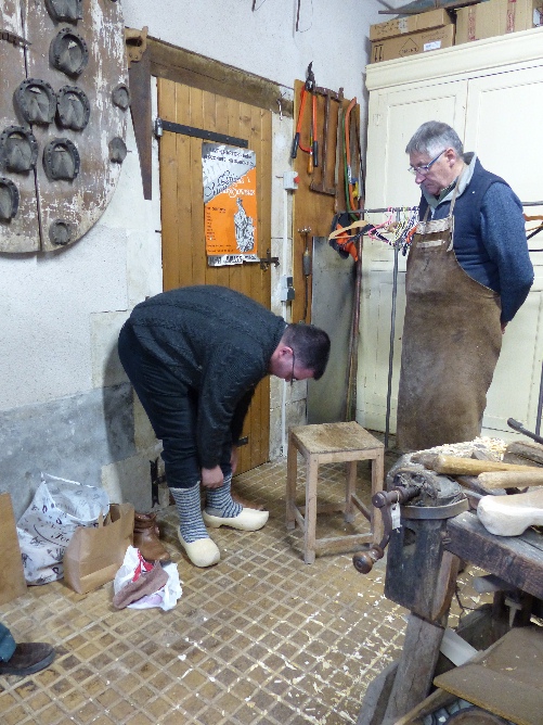 Amaury essaie ses sabots